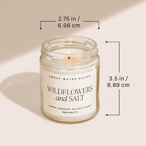 Sweet Water Decor Christmas Candle with Cinnamon and Clove Scents
