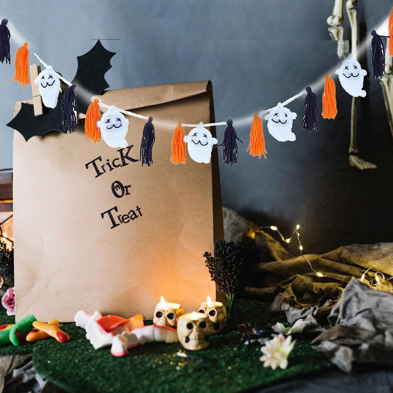 Tokatan Halloween Garland with Tassels and Ghost