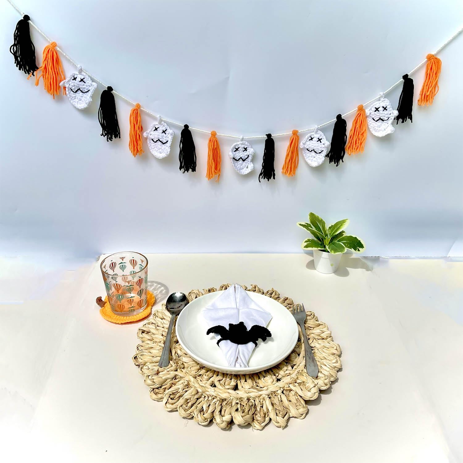 Tokatan Halloween Garland with Tassels and Ghost