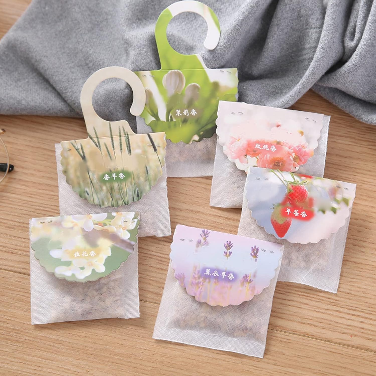 Natural Lasting Wardrobe Hanging Sachets with Hanger