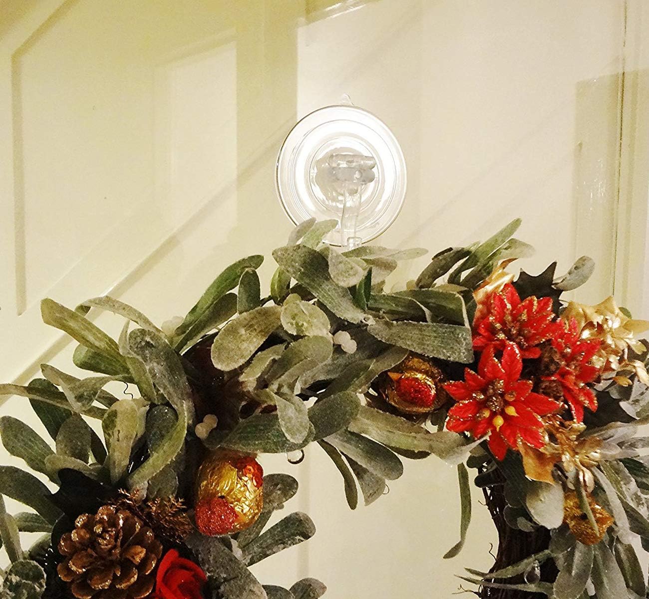Christmas Wreath Holders Suction Cup Hooks for Glass Windows and Doors