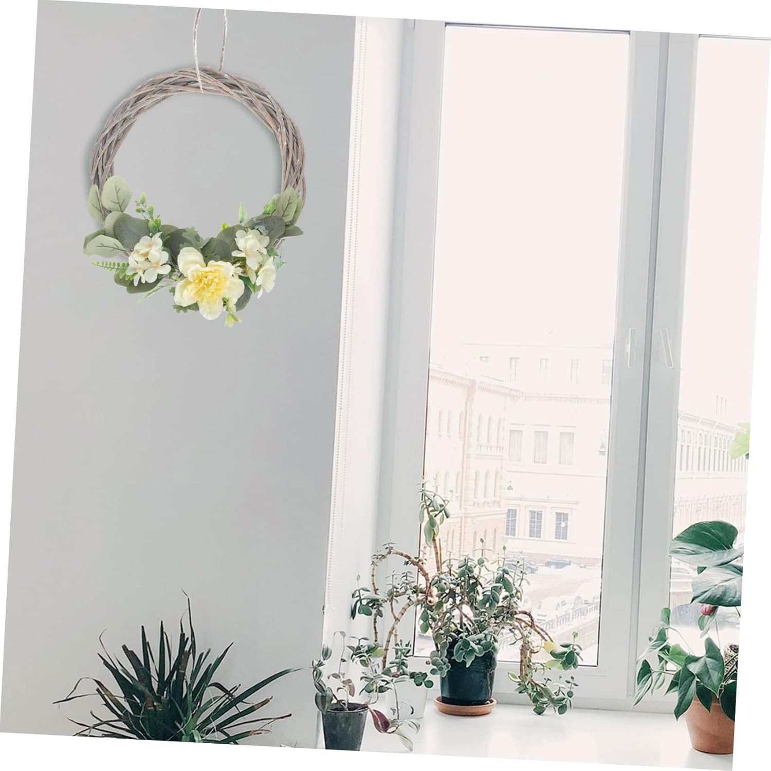 Luxshiny 2pcs Christmas Woven Rattan Decoration Wreath Prop