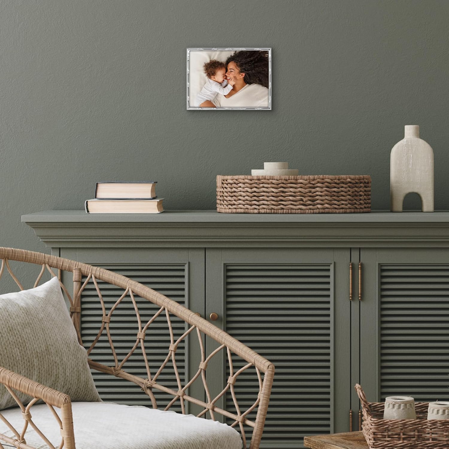 Americanflat 5x7 Bamboo-Style Picture Frame - Silver