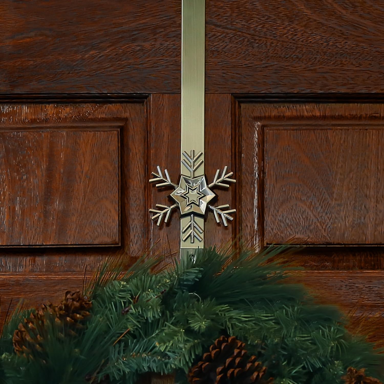 Haute Decor Adjustable Wreath Hanger with 4 Icons