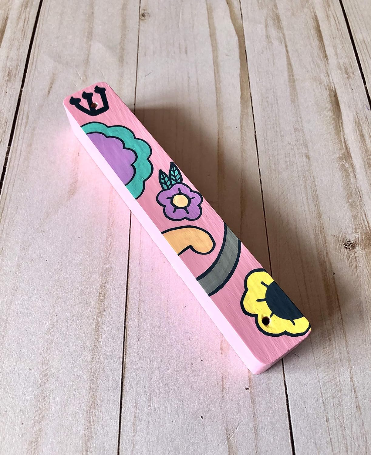 Lea Joelle Hamsa Mezuzah Set with Blessing Light Pink