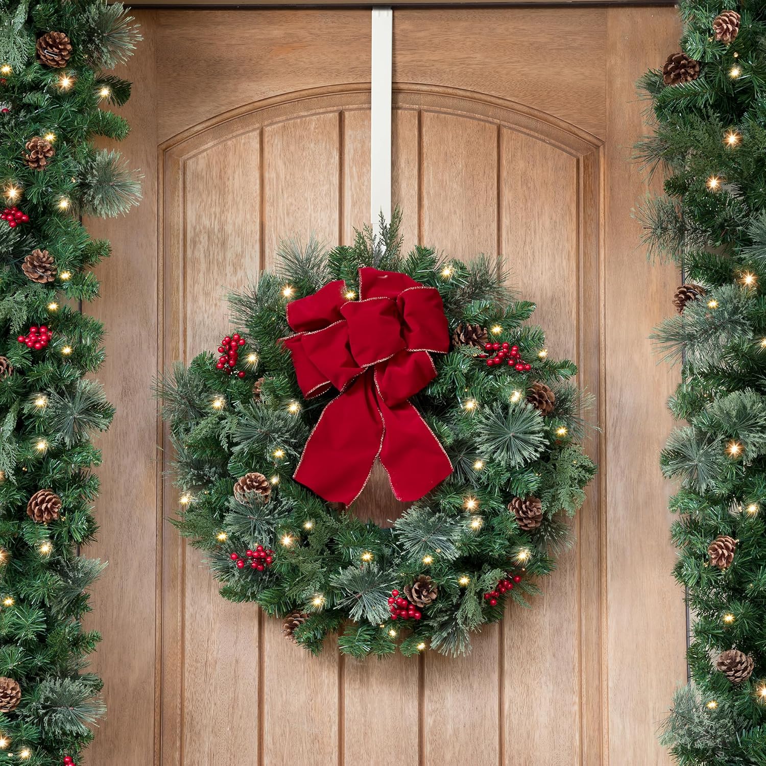 Haute Decor Adjustable Wreath Hanger Matte White